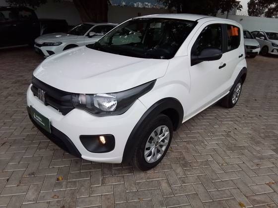 FIAT MOBI 1.0 EVO FLEX LIKE. MANUAL FIAT MOBI 1.0 EVO FLEX LIKE. MANUAL